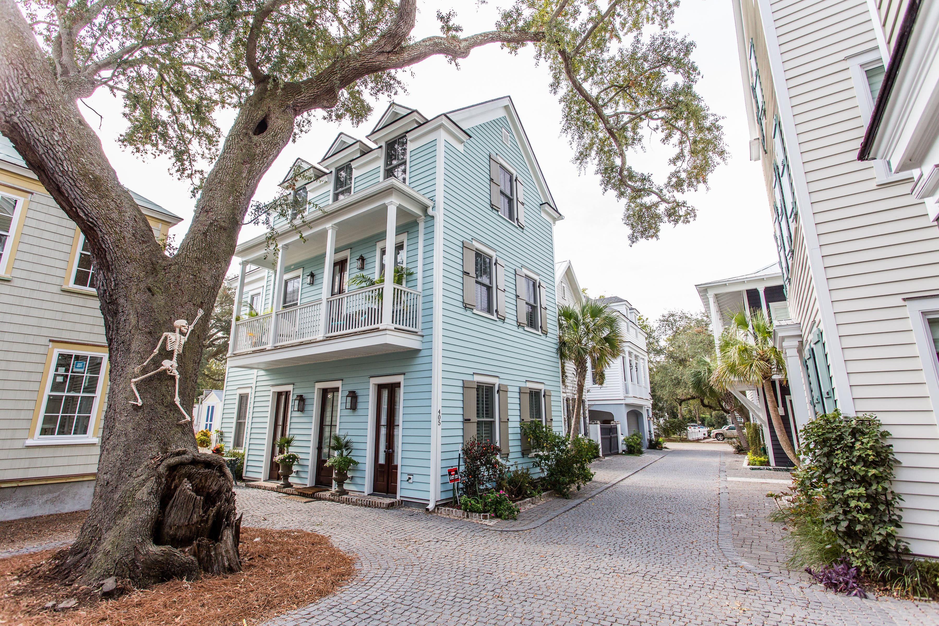 Earl's Court Detail 1